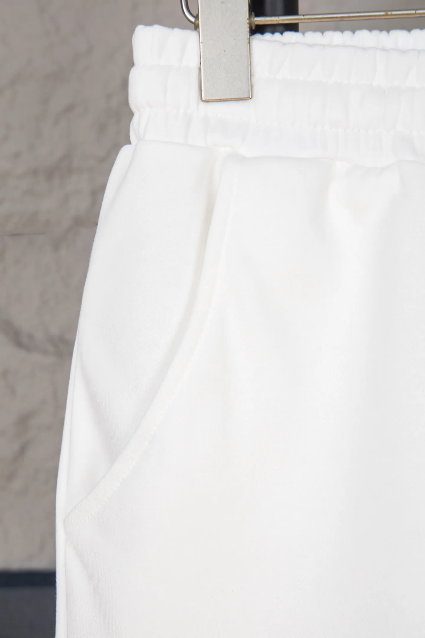P140 Ralph Lauren/Ralph Lauren basic pony embroidered logo shorts for men and women, pure cotton fabric, easier to wear, more comfortable and less bulky than ordinary fabrics, threaded and dyed, classic pony embroidered logo, cross stitching details on the neckline, three-needle and five-thread workmanship throughout the body, complete accessories, how to wear any style, easy to control, casual matching, full of design, simple and must-have style! Color: Black White Navy Gray Size: S-XL